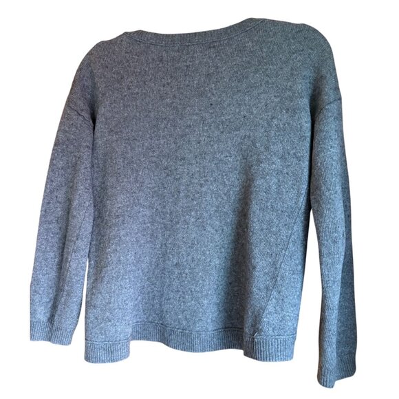 Banana Republic Gray V-Neck Sweater Touch Of Cashmere Blend Size M - Picture 2 of 10